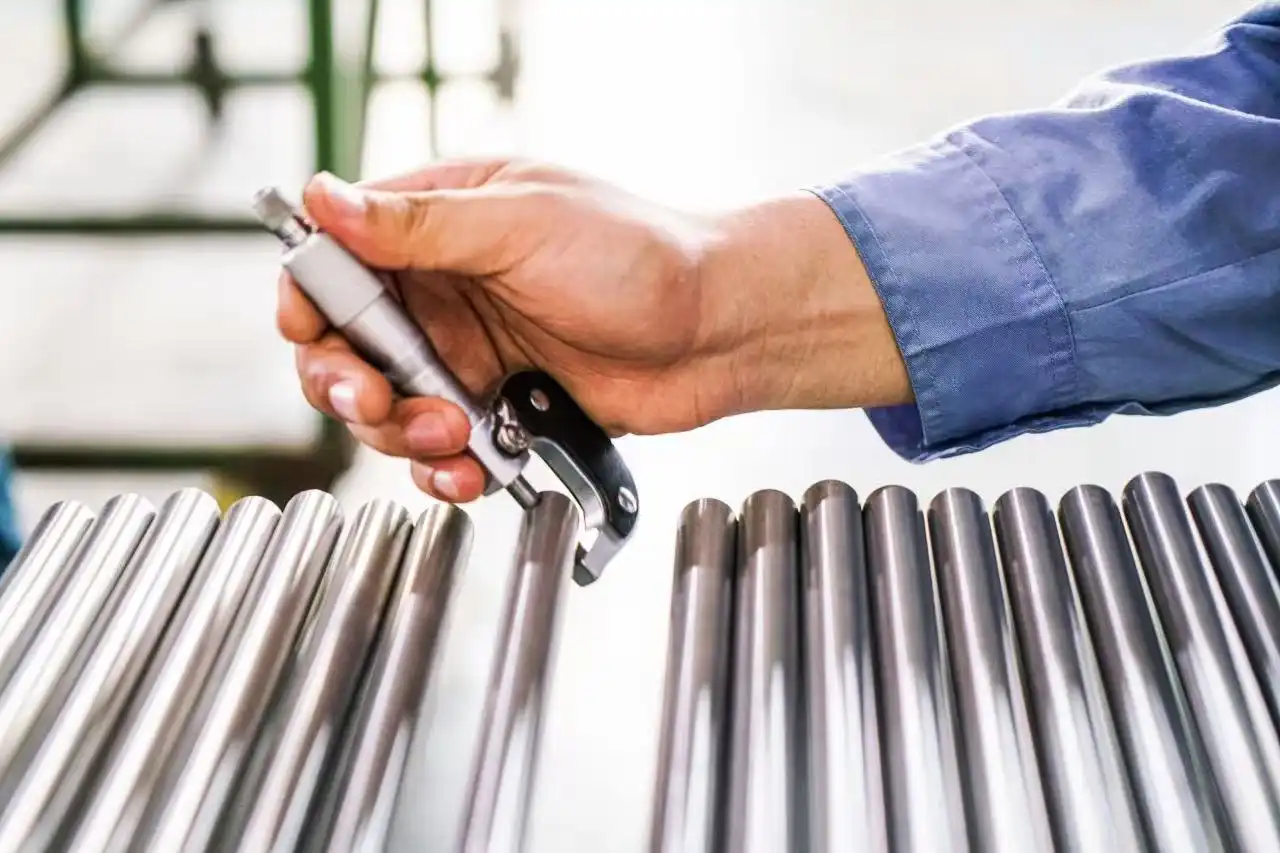 titanium rods4-2 titanium rods4-2